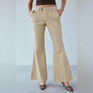 BDG Cole Workwear Chino Bootcut Pant